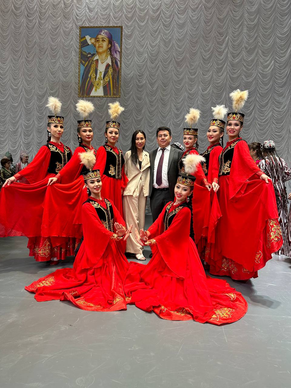 Государственный ансамбль танца Республики Казахстан «Салтанат» выступил в Узбекистане